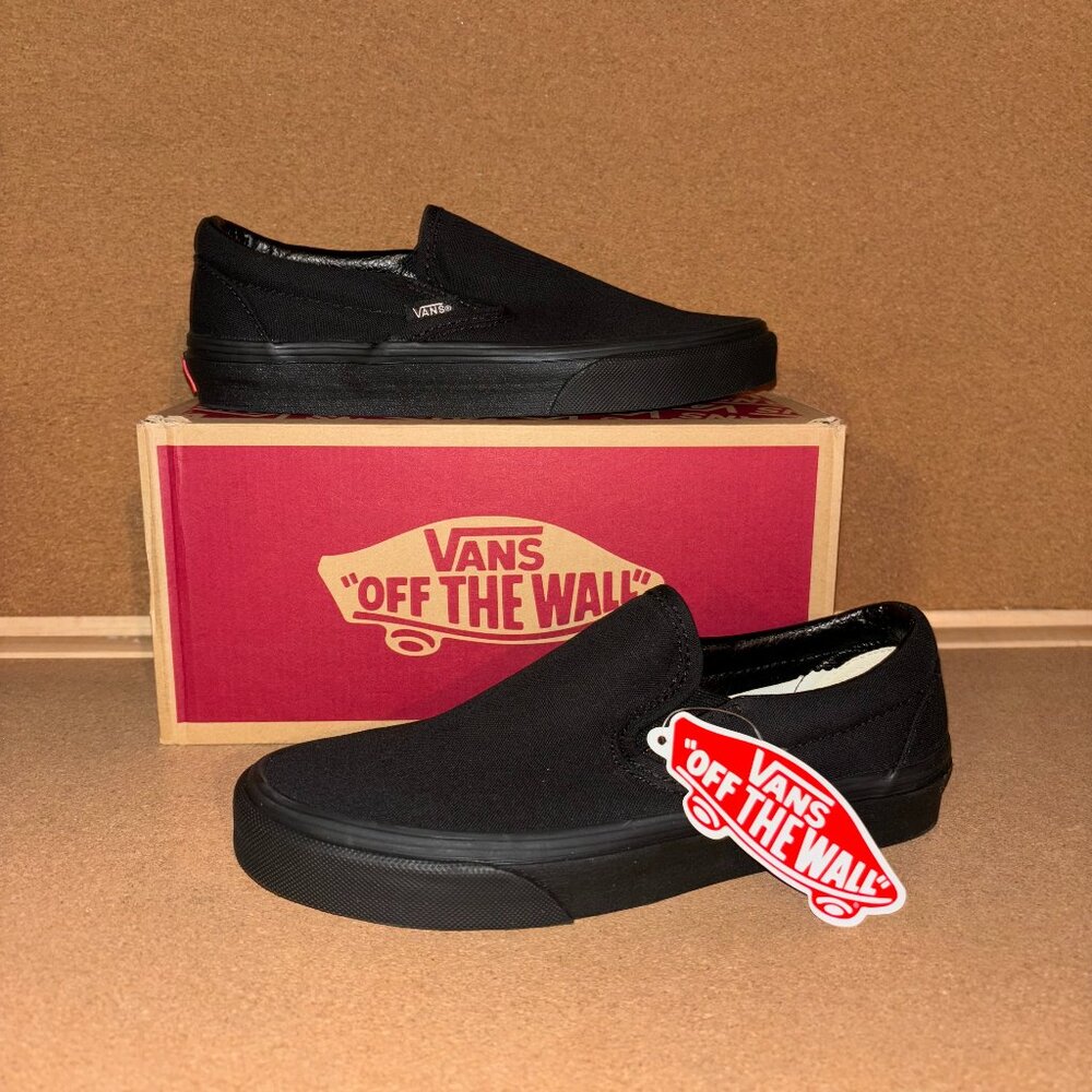 Women's Vans Classic Slip On Size 5.5 & 6